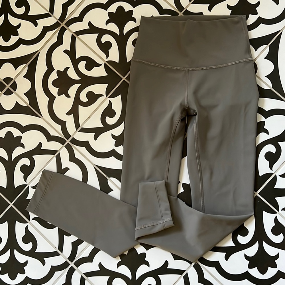 Lululemon Carbon Dust Leggings Size 2